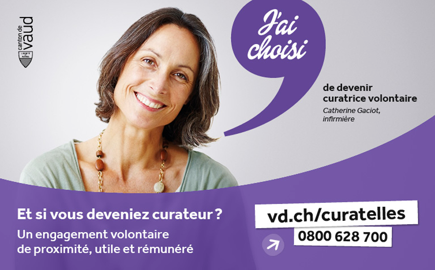 Image de la campagne: une femme avec une bulle qui dit: "J'ai choisi de devenir curatrice volontaire".